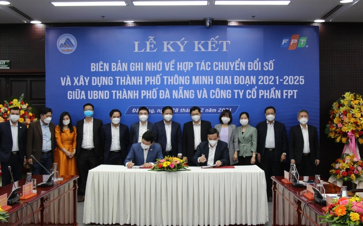 Đà Nẵng hỗ trợ ưu đãi cho FPT hơn 650 triệu đồng liên quan vi mạch bán dẫn, trí tuệ nhân tạo - Ảnh 2.
