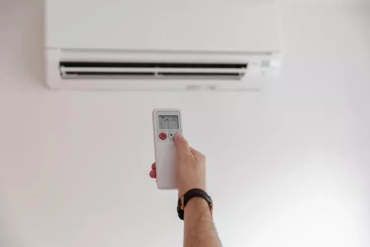 Cảnh báo đặc biệt tới các gia đình đang để điều hòa lâu không sử dụng - Ảnh 1.